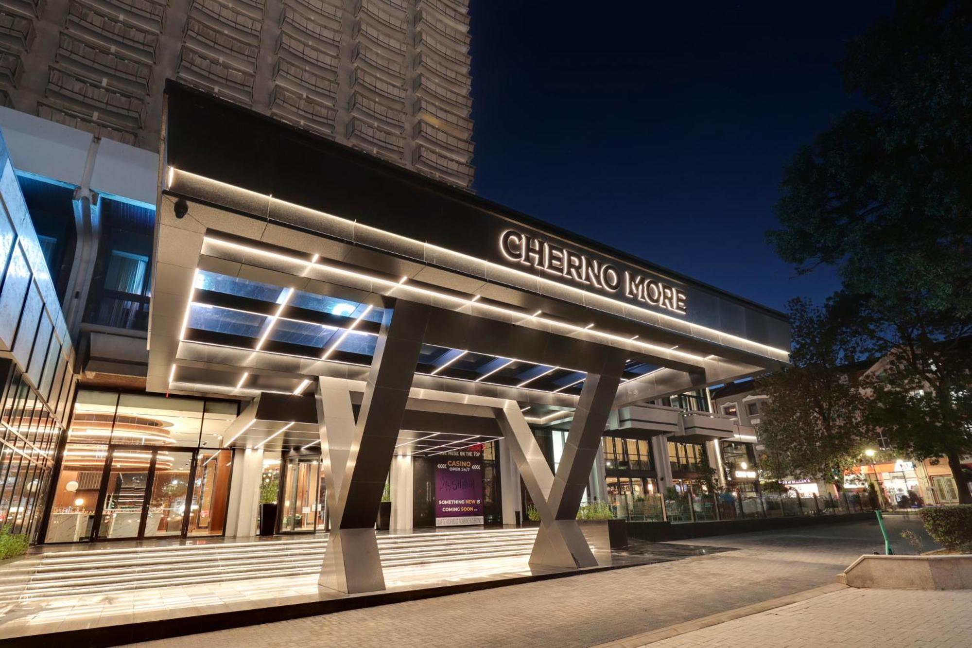 Hotel Cherno 4*